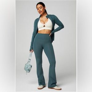 NWT- Fabletics Oasis Pureluxe HW Pocketed Kick Flare -STORM SLATE (32”) REGULAR